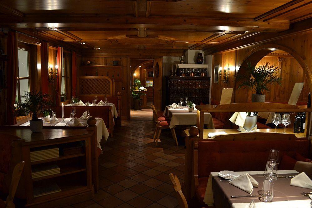 Hotel Oberland Triesenberg Bagian luar foto