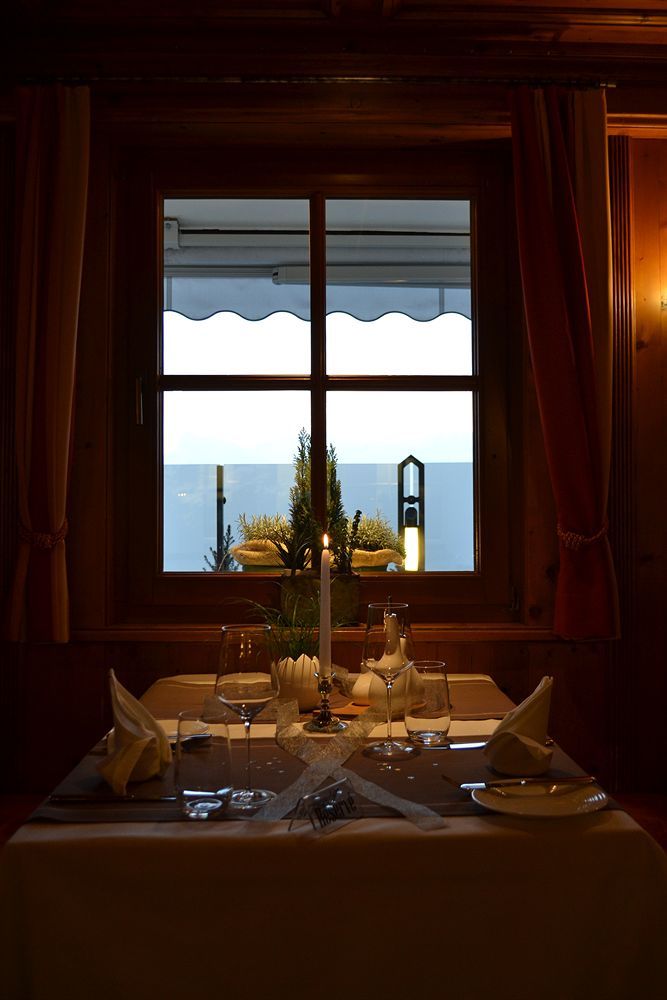 Hotel Oberland Triesenberg Bagian luar foto