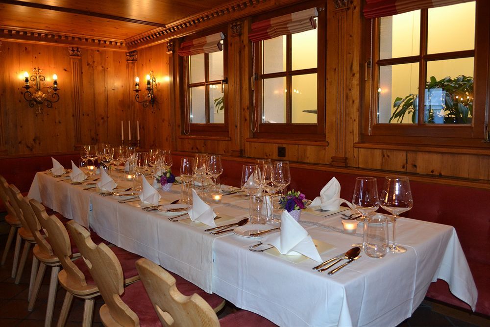 Hotel Oberland Triesenberg Bagian luar foto